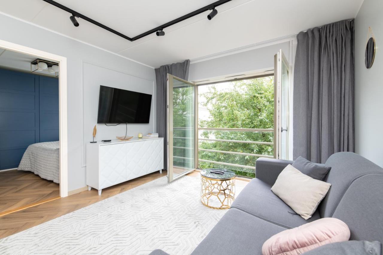 Central Rosi Art Deco Apartment With Parking تالين المظهر الخارجي الصورة